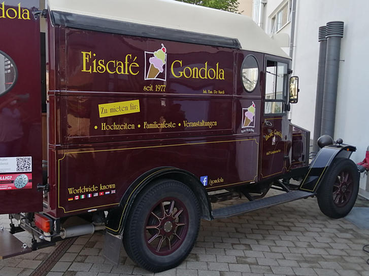 Wenn der Eismann klingelt im Alten- und Pflegeheim St. Franziskus Perl-Besch