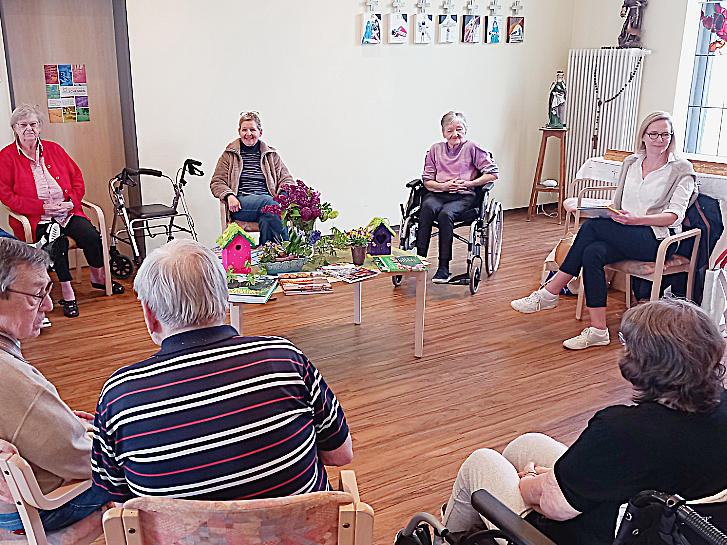 Frühlingsmarkt und Vorlesestunde im Alten- und Pflegeheim St. Franziskus Perl-Besch